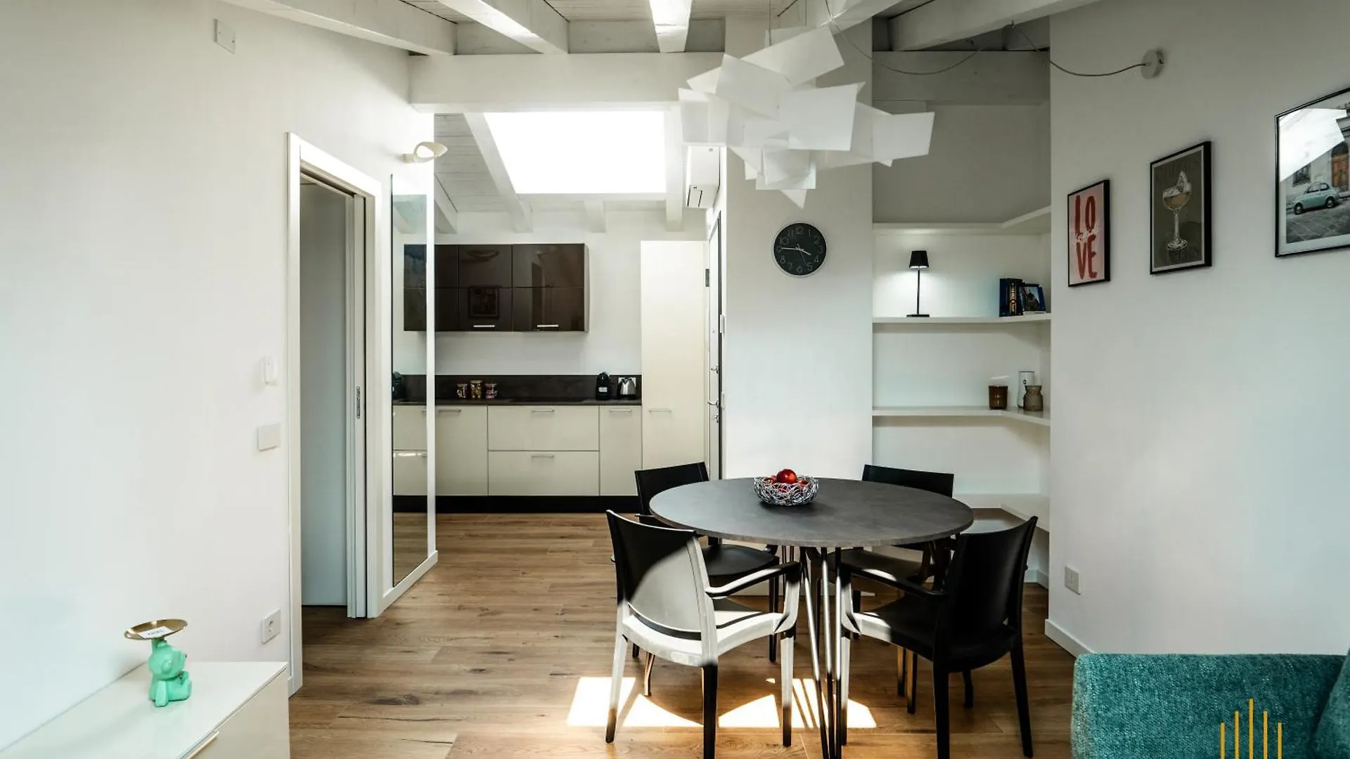 Attico 32 Charme&Relax Apartment Bergamo Italy